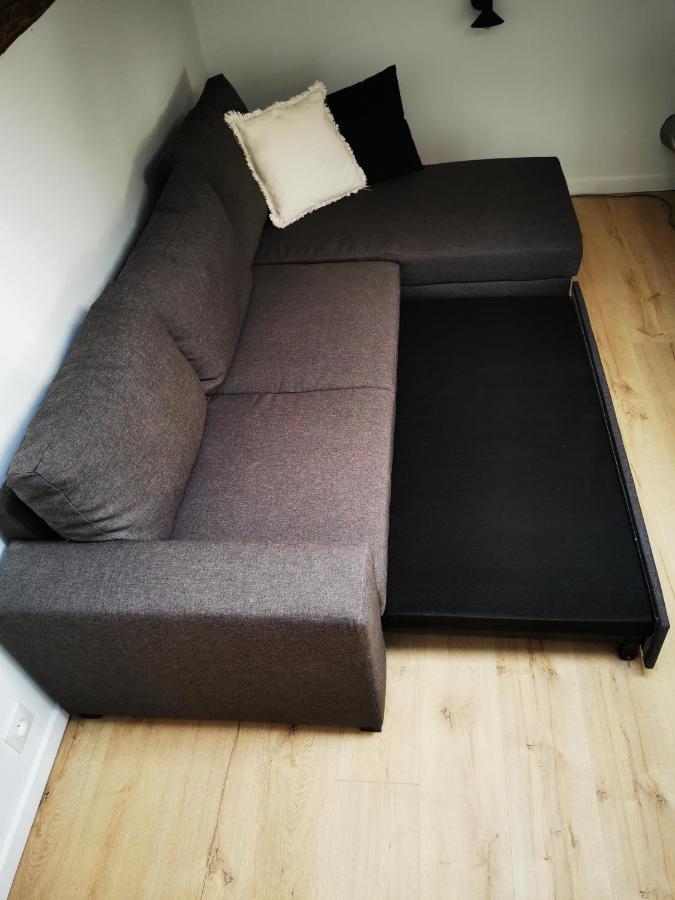 Appartement Neuf Climatise Sous Les Toits La Roche-Chalais ภายนอก รูปภาพ